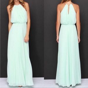 NWT LULUS x Bariano Melissa Mint Maxi Dress with Gold Collar